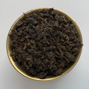 Темный маслянистый улун пачка 100 г. Photo 3